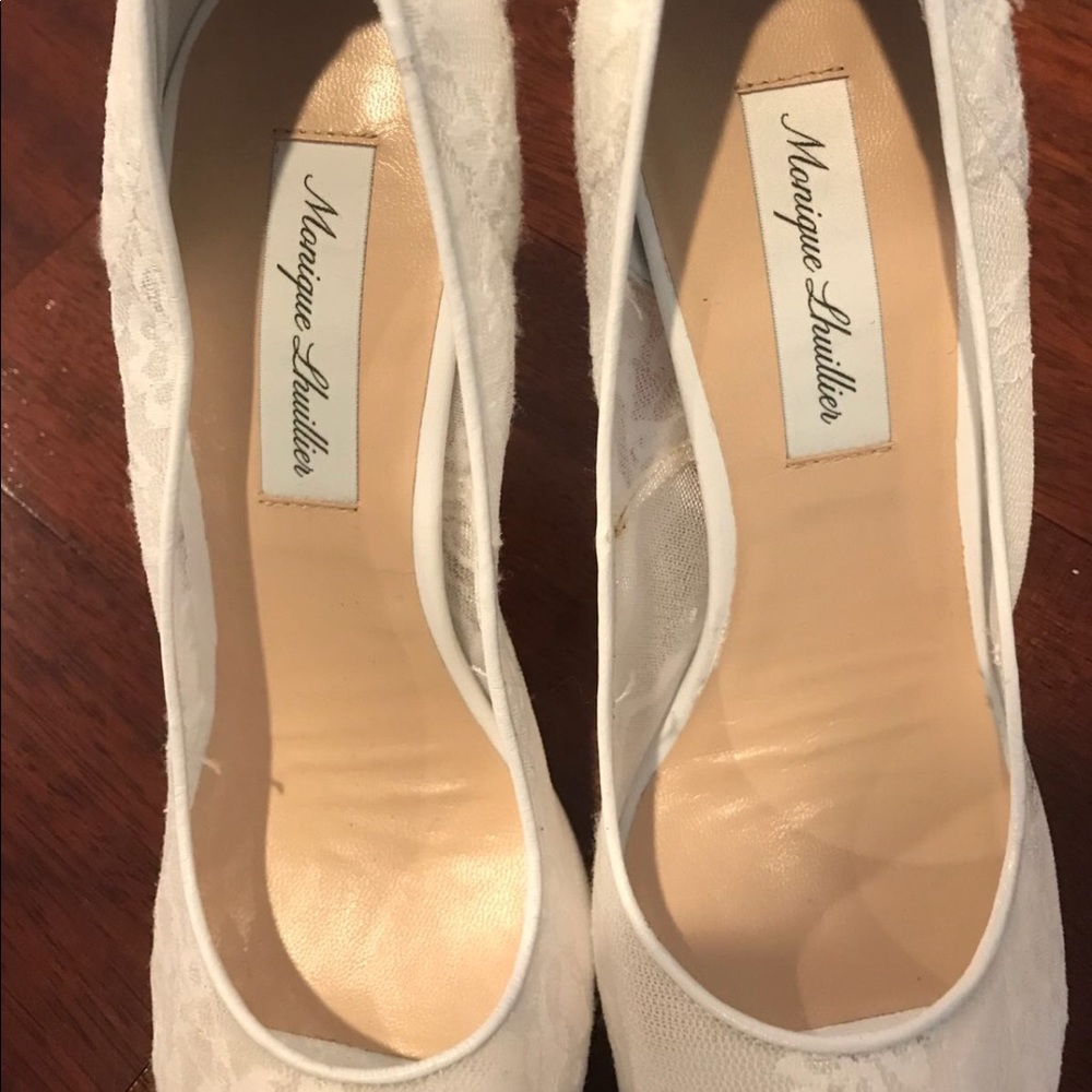 Monique Lhuillier White lace wedding shoes - Picture 4 of 6